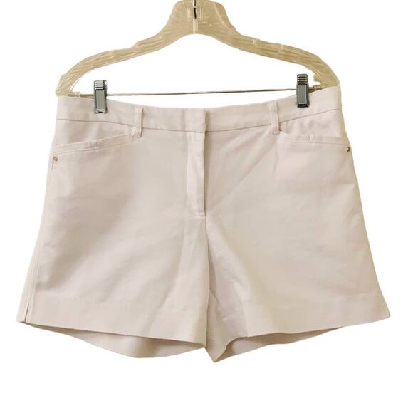 Tahari Women's Mid-Rise White Flat Front Shorts, Size 10 - Picture 1 of 11